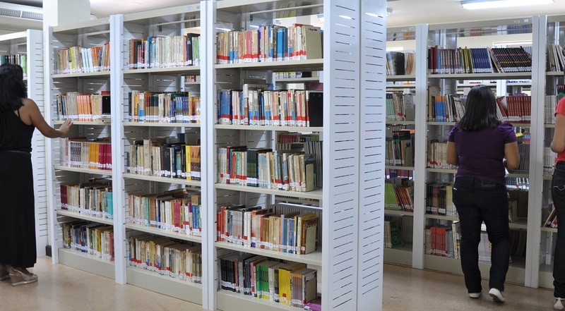 Comunicado - Devolução de livros por agendamento para alunos concluintes