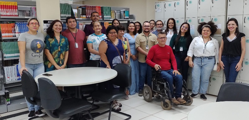 Participa de oficina sobre acessibilidade em bibliotecas